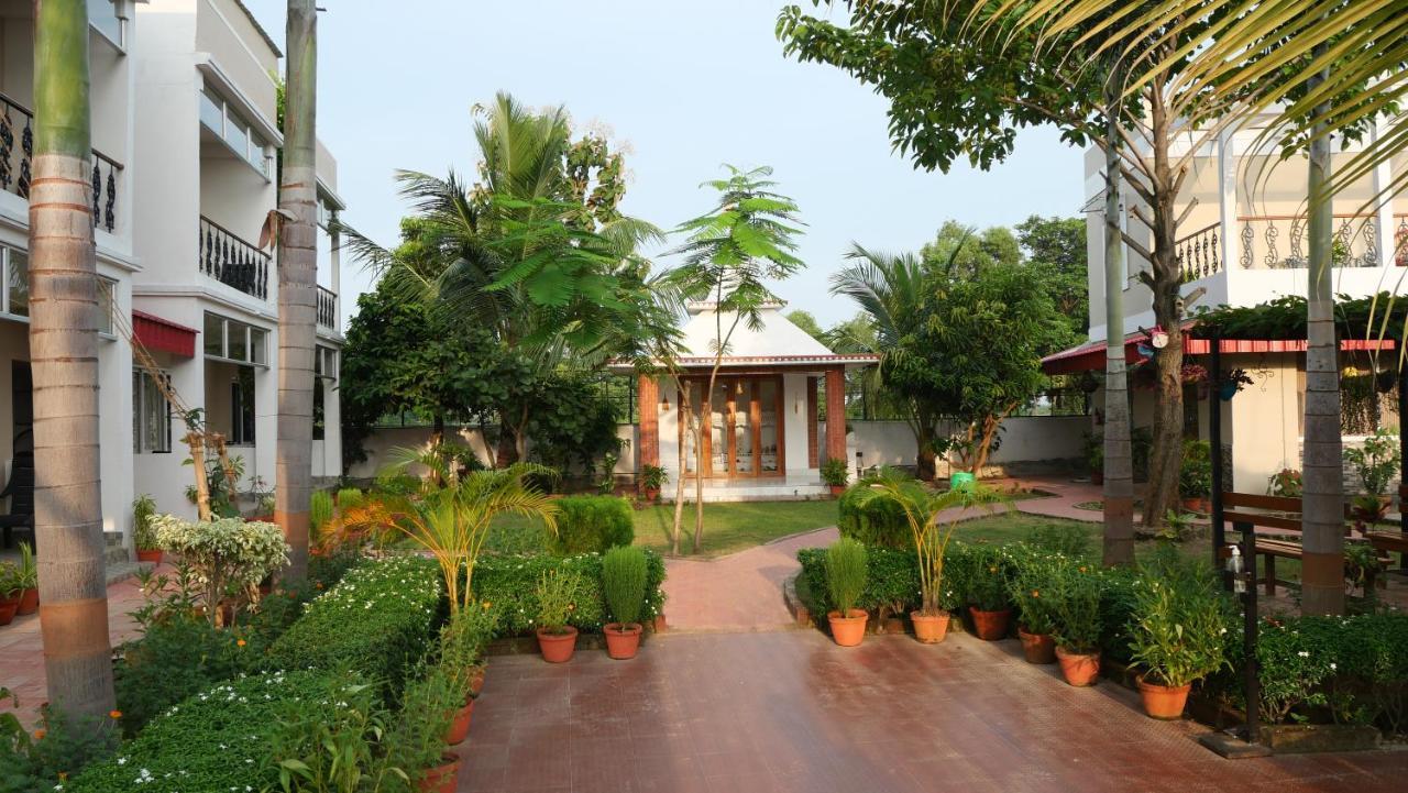 Upasana Eco Resort โบลปูร์ ภายนอก รูปภาพ