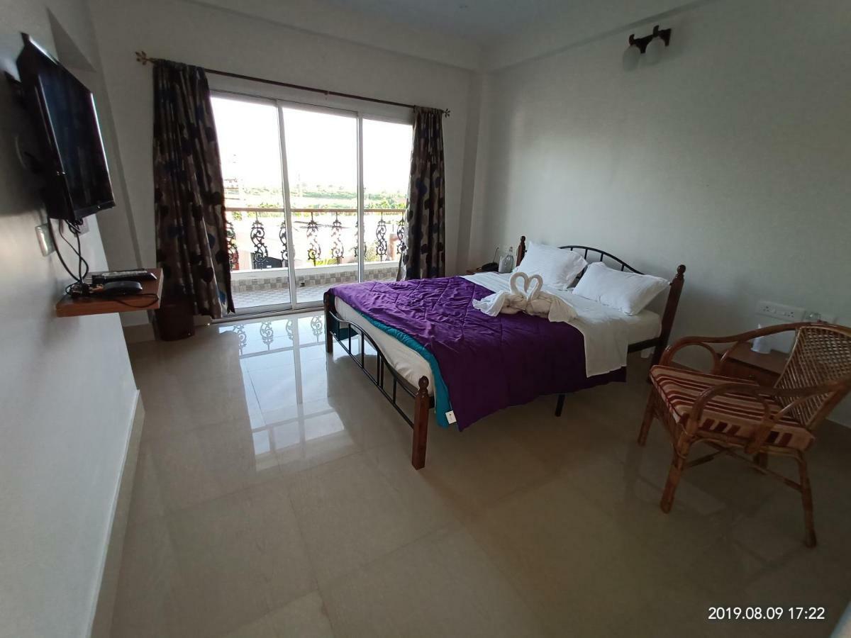 Upasana Eco Resort โบลปูร์ ภายนอก รูปภาพ