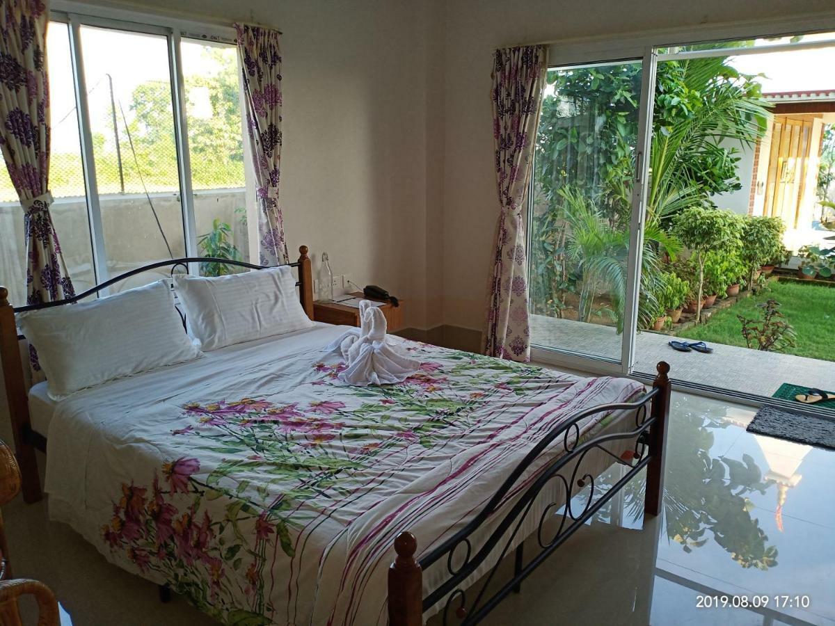 Upasana Eco Resort โบลปูร์ ภายนอก รูปภาพ